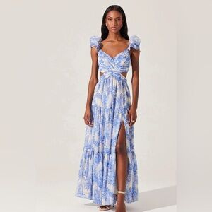 ASTR the label Blue and White Floral Maxi Dress